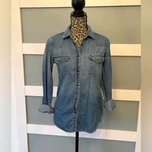 GAP 1969 Blue Denim Button Down Shirt